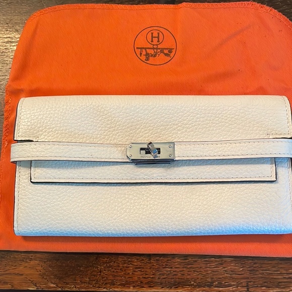 Hermwe wallet - Picture 1 of 5